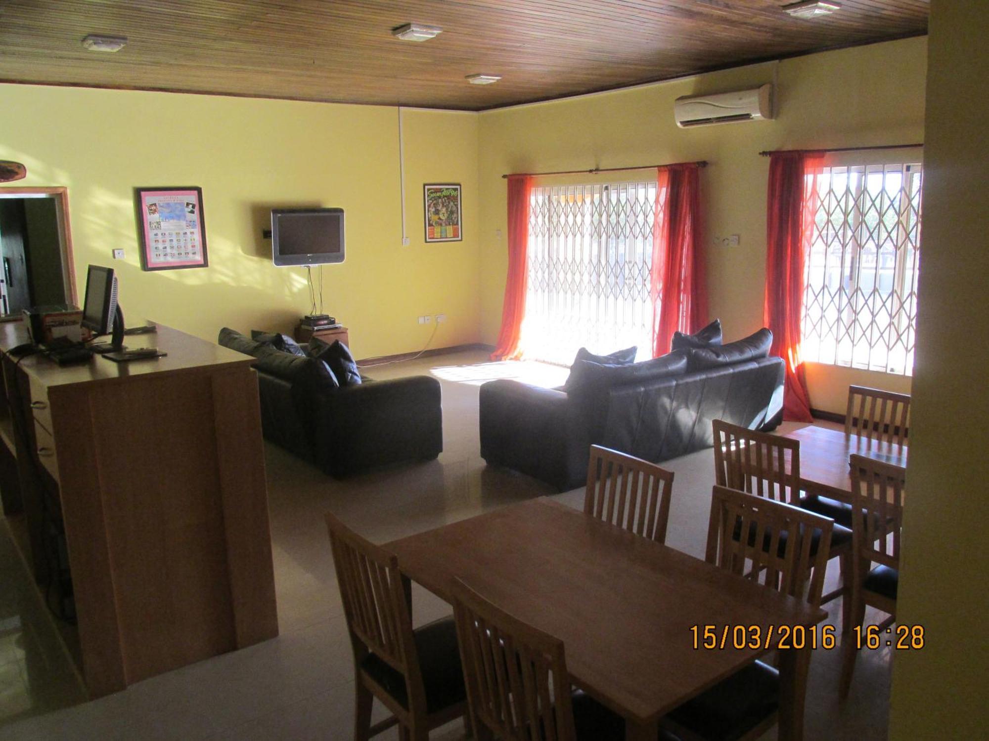 Jamaica Inn Guest House Botianaw Luaran gambar