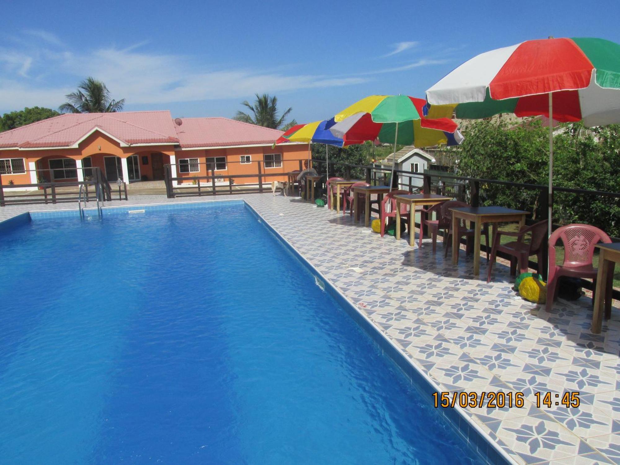 Jamaica Inn Guest House Botianaw Luaran gambar